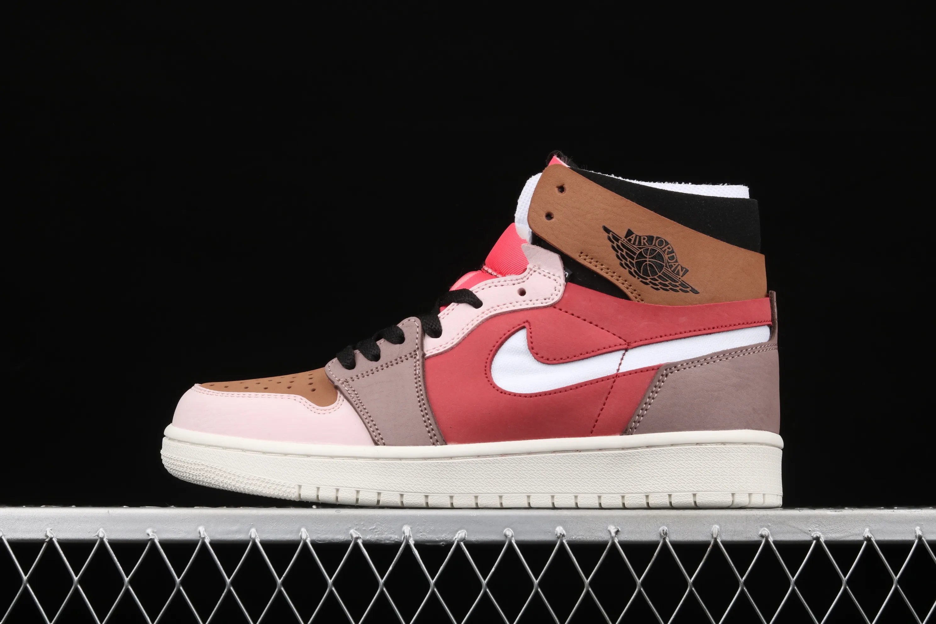 All categories Air Jordan Jordan series basketball shoes Air Jordan 1 High Z version Air Jordan 1 Zoom CMFT AJ1 Joe 1 bean paste dirty powder CT0979-602